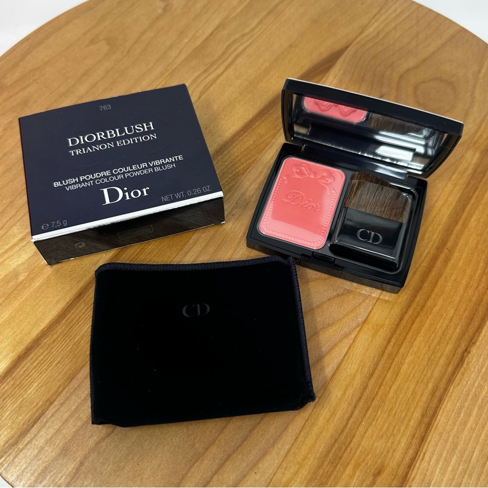 Christian DiorBlush Trianon Edition Vibrant Colour Blush #763 Corail Bagatelle